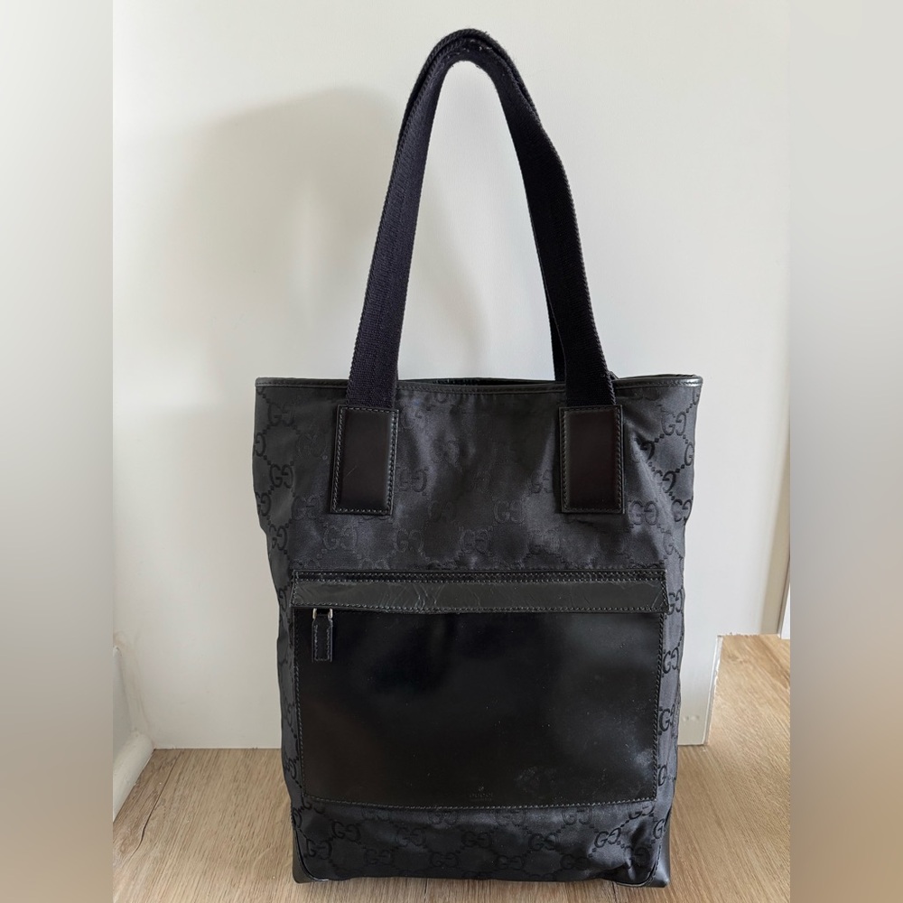 Authentic Gucci GG Black Nylon & Leather Tote Bag – Style 180450